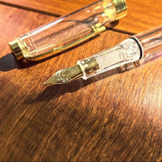 【クリスタル】 極細美文字 万年筆